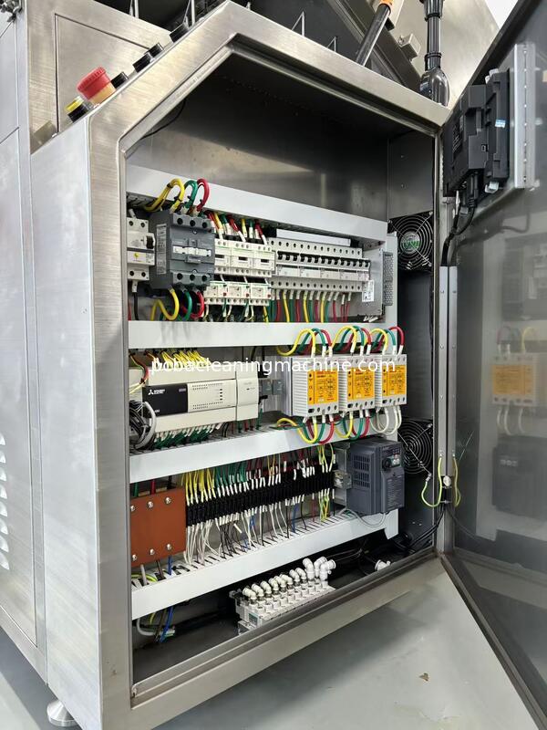 Mesin Pembersih Palet Kontrol Otomatis PLC dengan Kapasitas Tangki Cairan 80L dan Waktu Pengeringan 5 hingga 15 Menit Cocok untuk Berbagai Jenis Palet