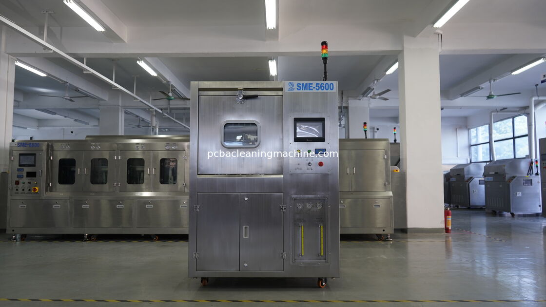 Rentang Tekanan Gas 0.4-0.6Mpa Mesin Pembersih PCB Proses Pembersihan Pembersihan Memastikan Hasil Pembersihan untuk Jalur Perakitan Elektronik