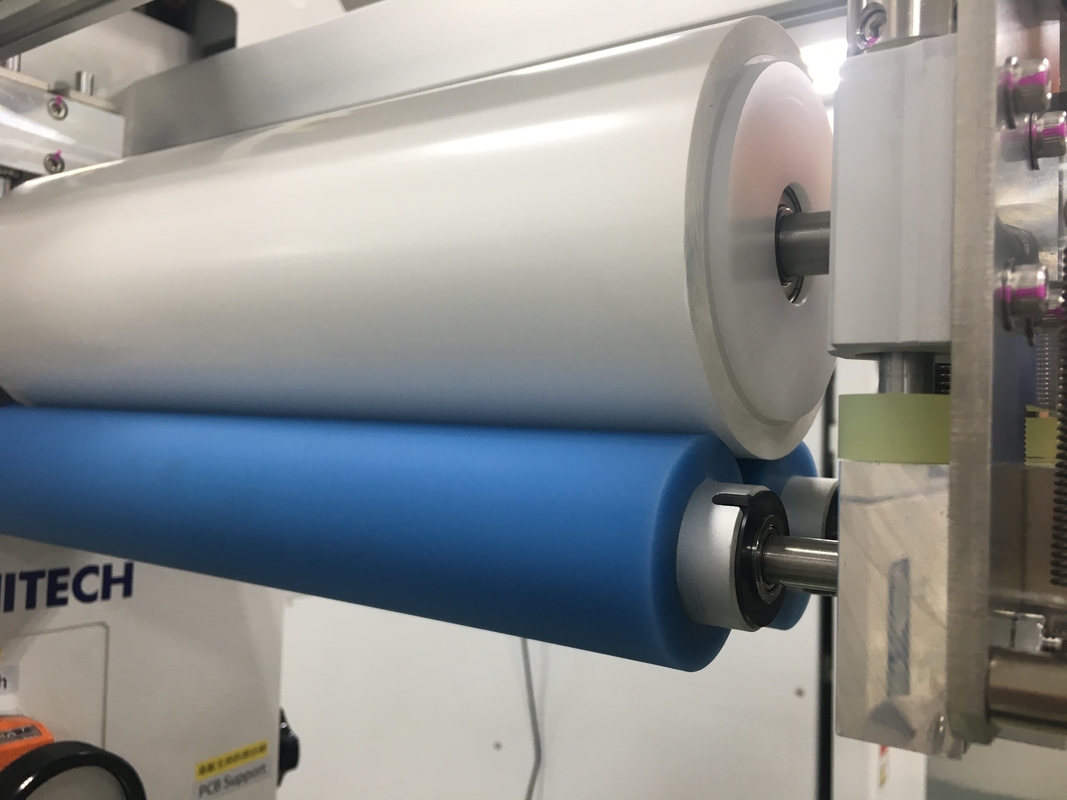 Warna Putih 300mm PCB Bersih Antistatik Adhesive Paper Roll PCB Inline Surface Cleaning Machine Paper Roll