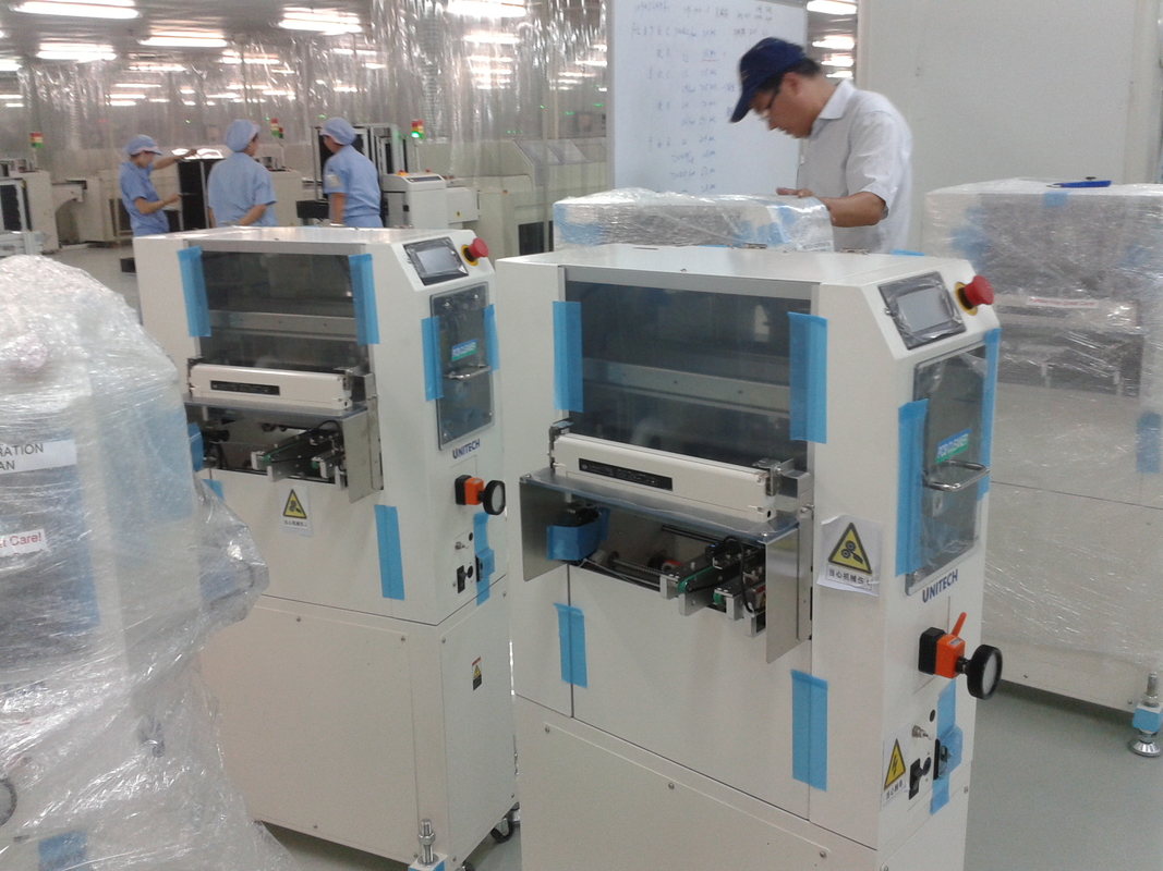 Mesin Pembersih PCB Perekat ESD Lebar 300mm Smt Warna Putih