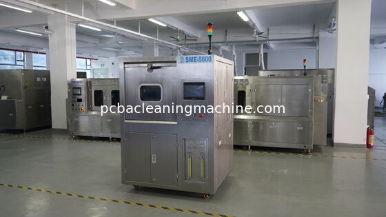 Rentang Tekanan Gas 0.4-0.6Mpa Mesin Pembersih PCB Proses Pembersihan Pembersihan Memastikan Hasil Pembersihan untuk Jalur Perakitan Elektronik